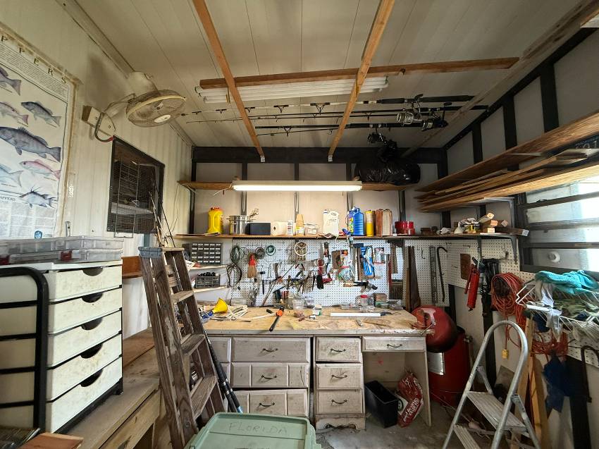 10 Moss Ct a Palmetto, FL Mobile or Manufactured Home for Sale